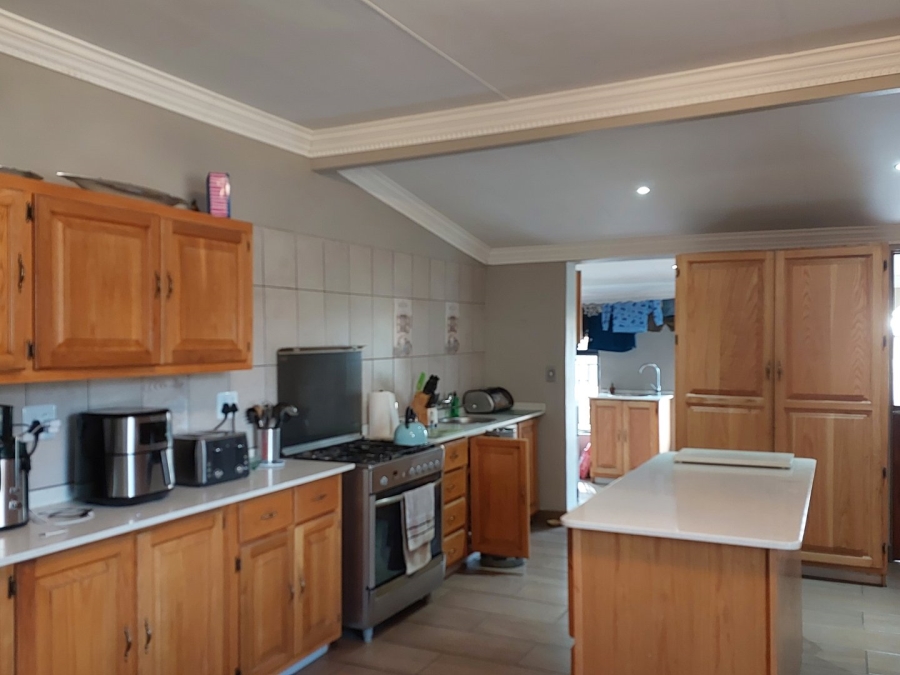 14 Bedroom Property for Sale in Krokodildrift A H North West